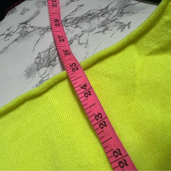 CHRISTIAN WIJNANTS
KAITLY TOP - FLUORESCENT YELLOW Sz L - Picture 6 of 8